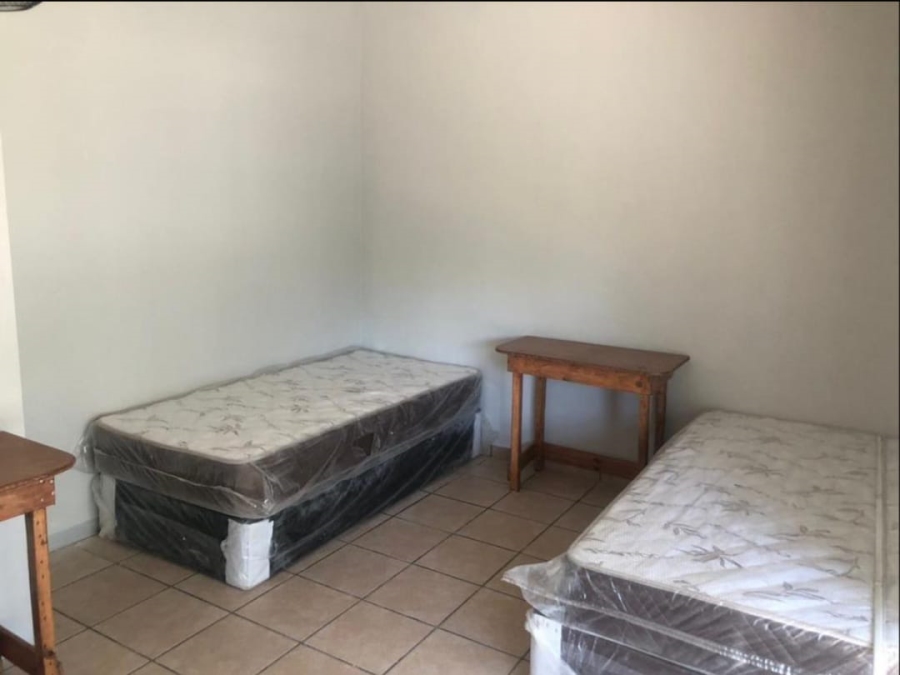 1 Bedroom Property for Sale in Bloemfontein Free State
